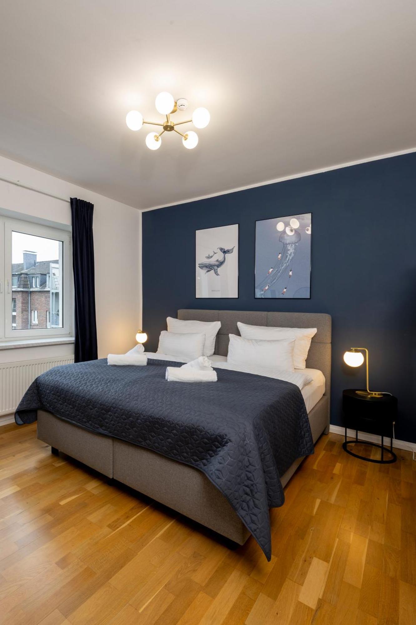 Olive Apartments - 2X Kingsize Betten - Sehr Zentral Leverkusen Exteriör bild